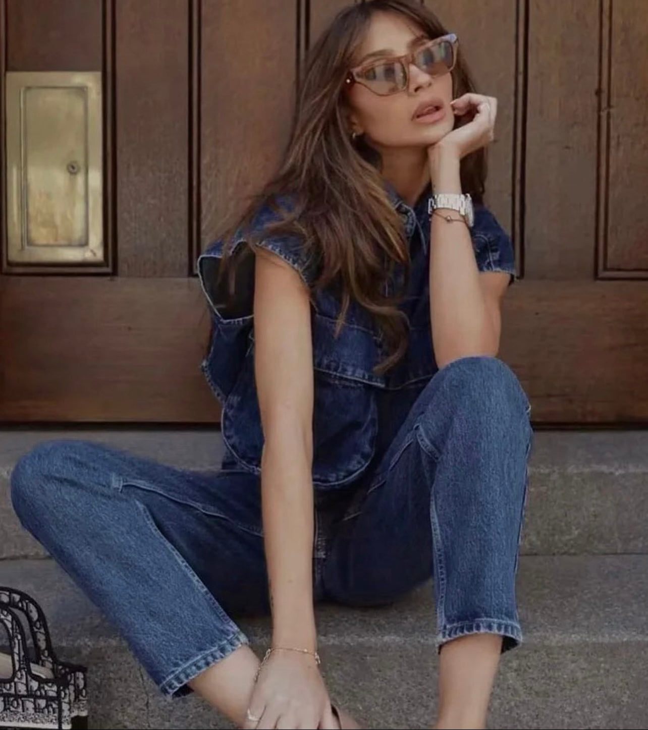 CROP DENIM BLUSA TIPO CHALECO de MEZCLILLA.