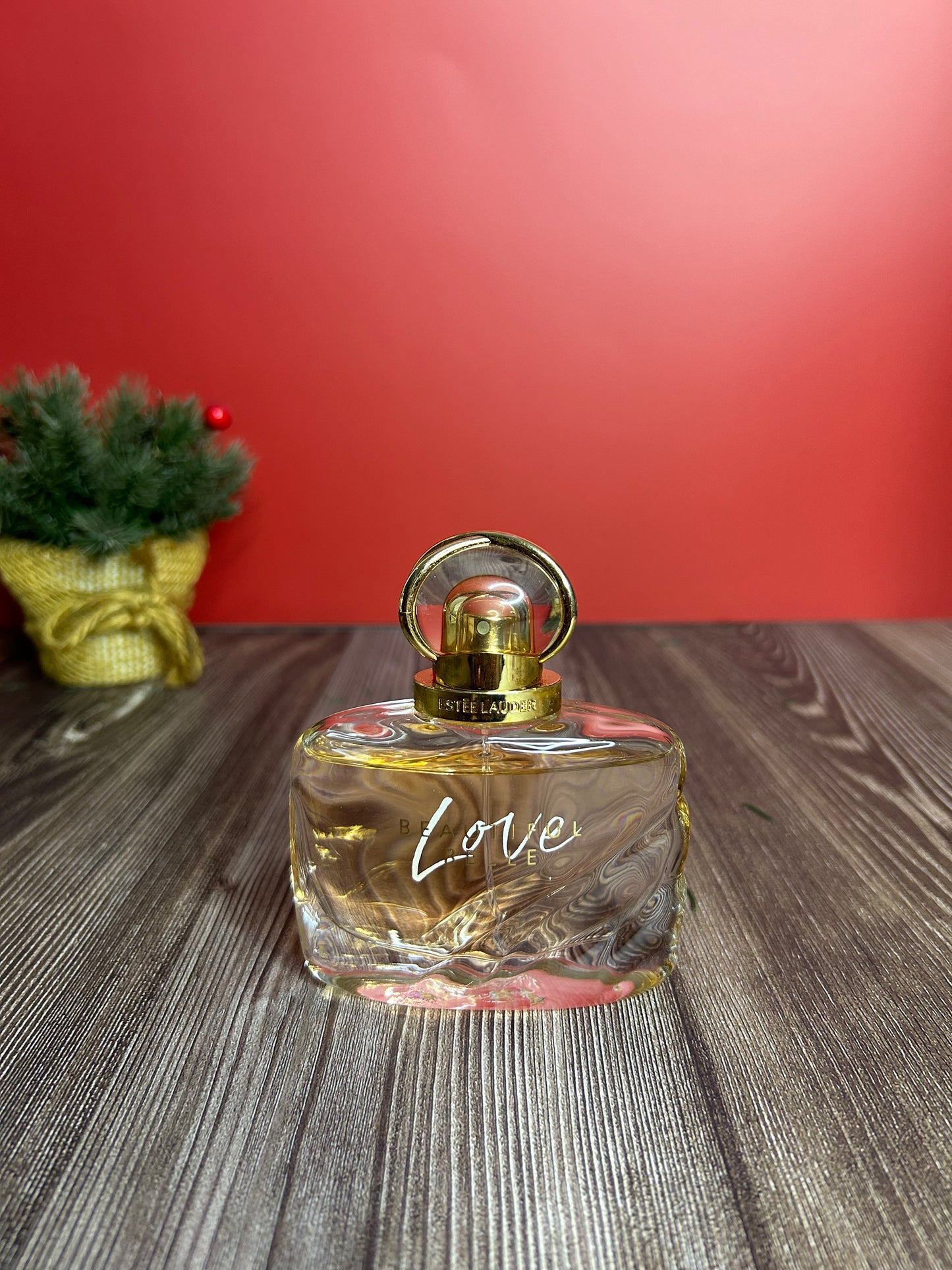 Eau de parfum Estée Lauder Beautiful Belle para mujer 50ml.
