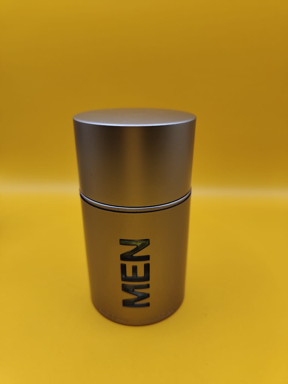212 MEN NYC-CAROLINA HERRERA