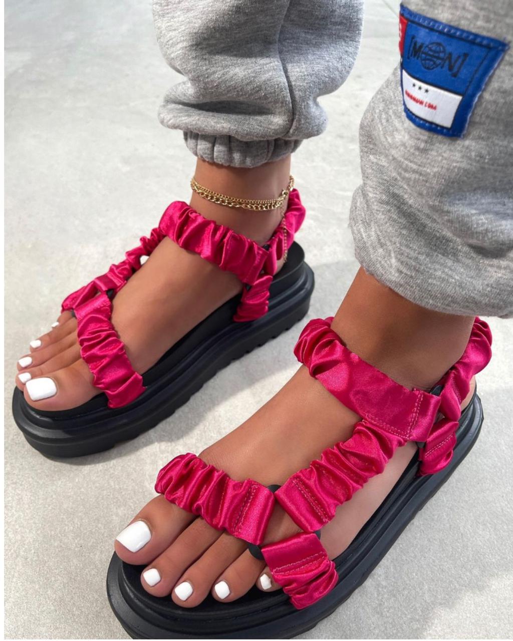 SCRUNCHIE SANDALS IMPORT.