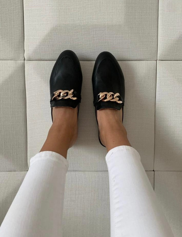 BLACK CHAIN MULES