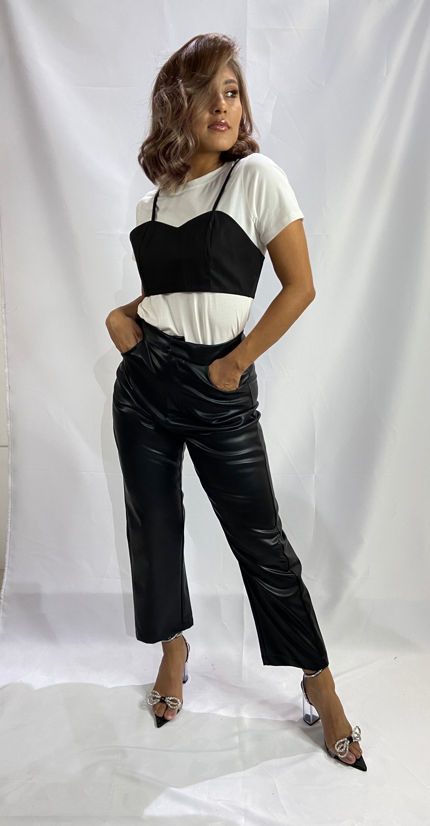 WHITE T-SHIRT WITH TOP