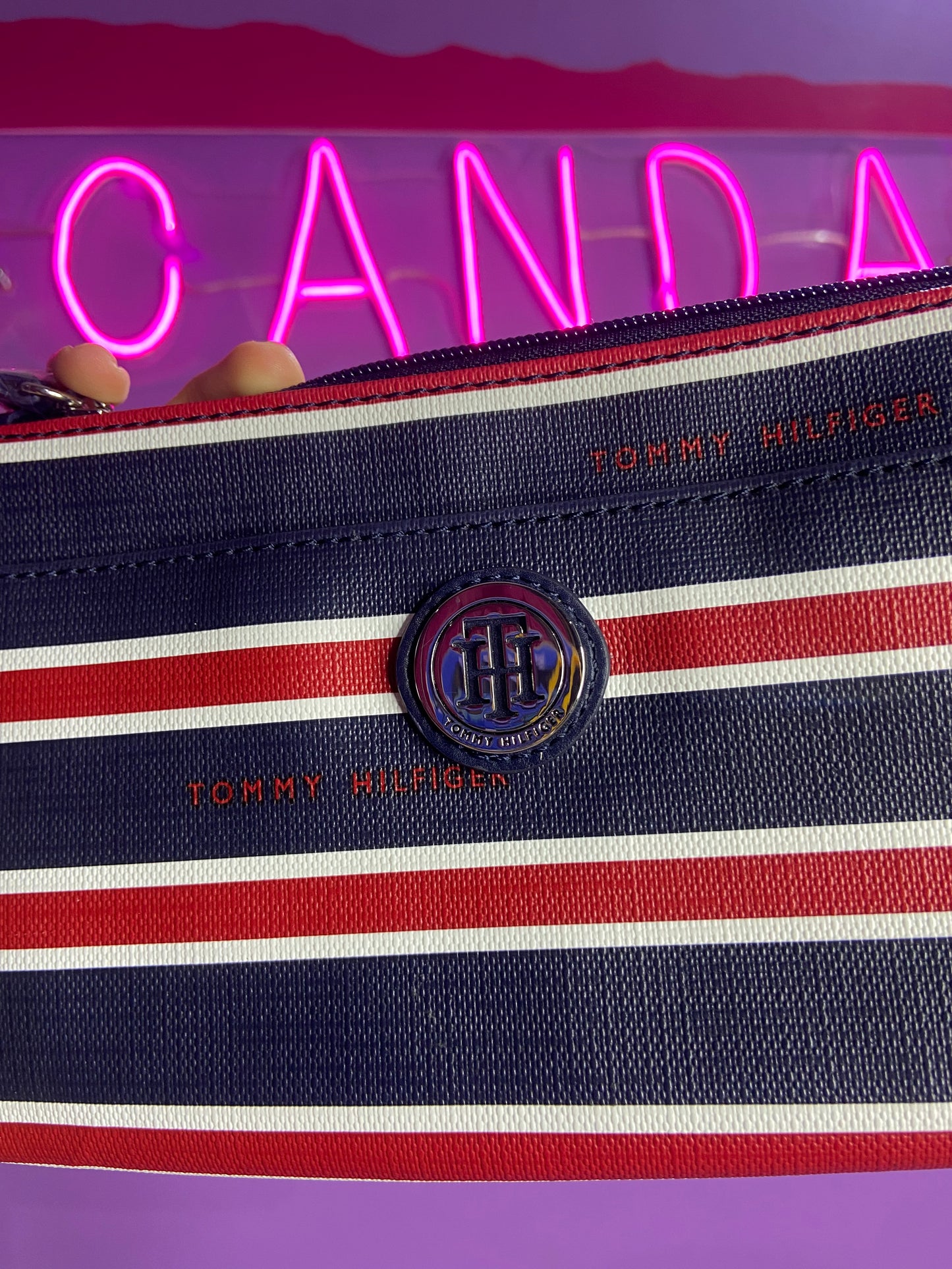 MUÑEQUERA TOMMY HILFIGER