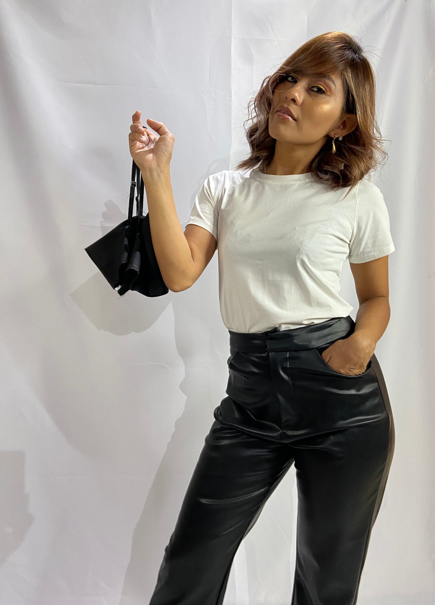 WHITE T-SHIRT WITH TOP