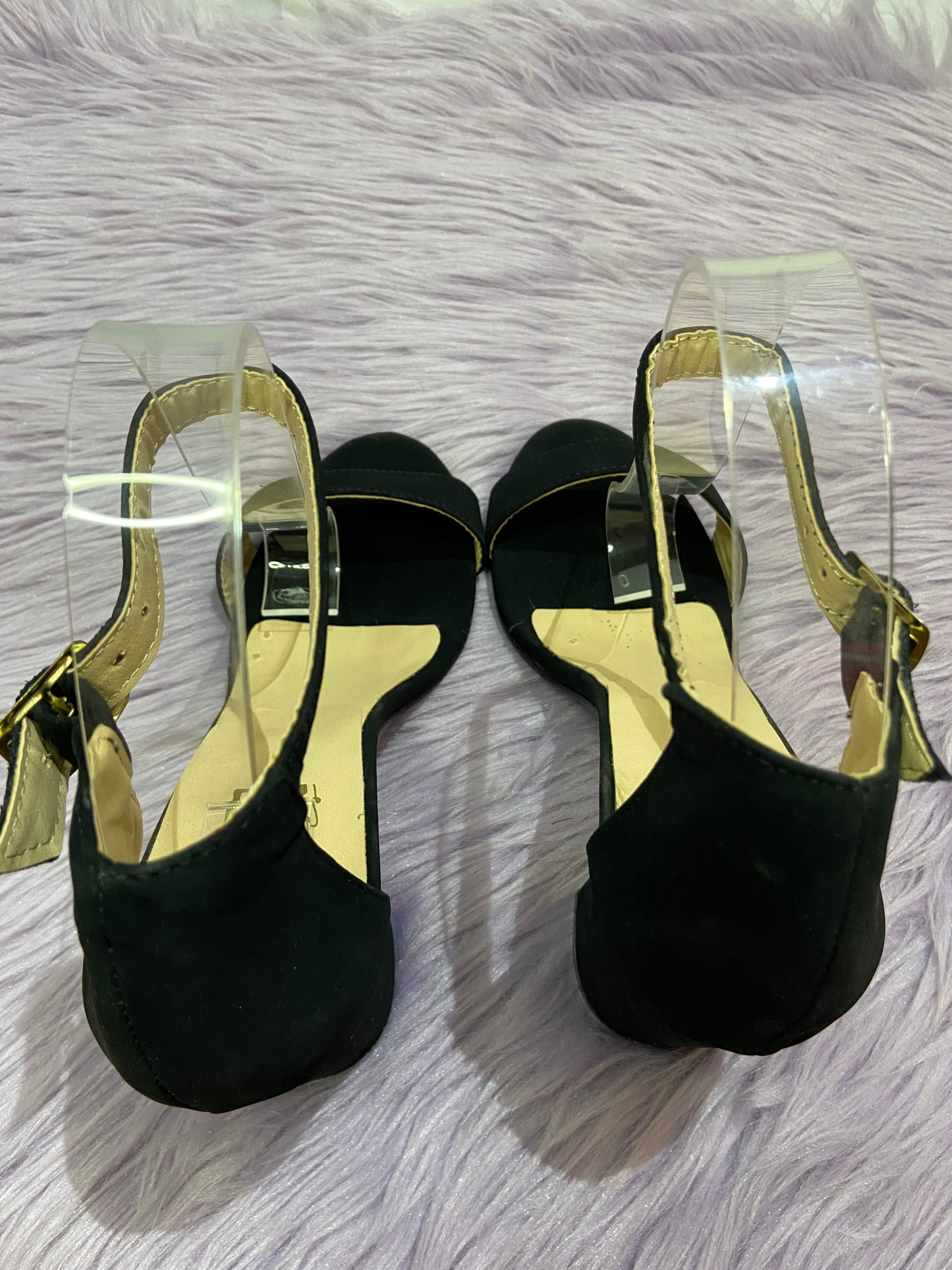 ZAPATILLAS NEGRAS FAVS #SCANDALGIRLS