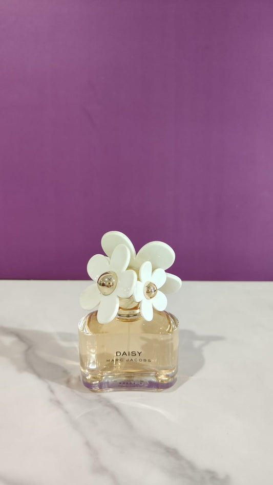 DAISY-MARC JACOBS