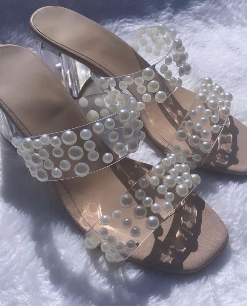 PEARLY HEELS